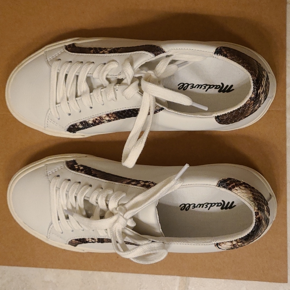White leather Madewell sneakers